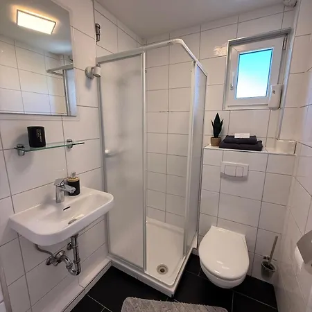 2 - Gemuetliche Mit Kuechenzeile, Bad Und Grosser Terrasse *