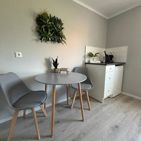 2 - Gemuetliche Mit Kuechenzeile, Bad Und Grosser Terrasse Apartment *