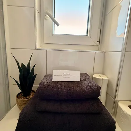 2 - Gemuetliche Mit Kuechenzeile, Bad Und Grosser Terrasse Apartman *